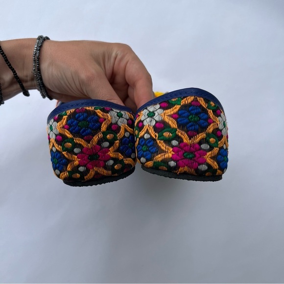 adidas Punjabi Jutti Mojari Embroidered Jingle Bellies Flat Shoes Size 7/7.5 - Picture 11 of 15